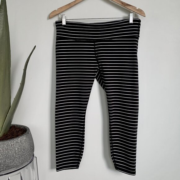 GAP GapFit Blackout Stripe 7/8 Leggings Large Petite - Picture 2 of 8